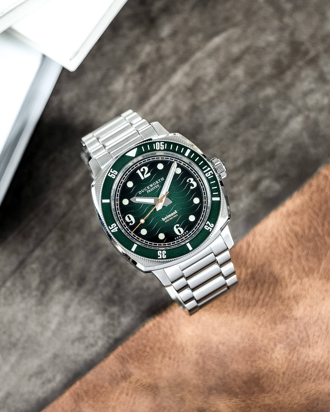 Belmont dive watch green dial on steel bracelet - Wilson Watches 