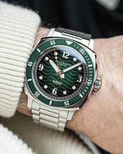 Belmont dive watch green dial on steel bracelet - Wilson Watches
