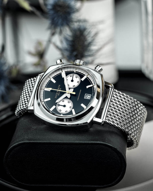 Chronograph 42 black sunburst mesh bracelet - Wilson Watches 