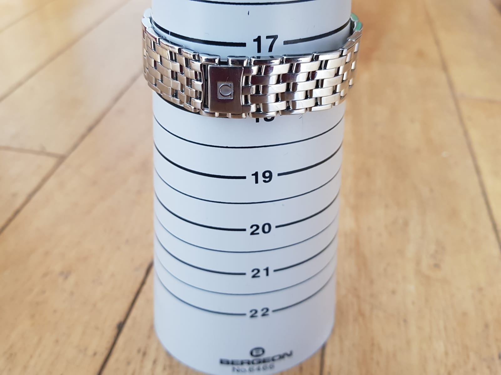 Omega DE VILLE 36MM STAINLESS STEEL CO-AXIAL wrist sze